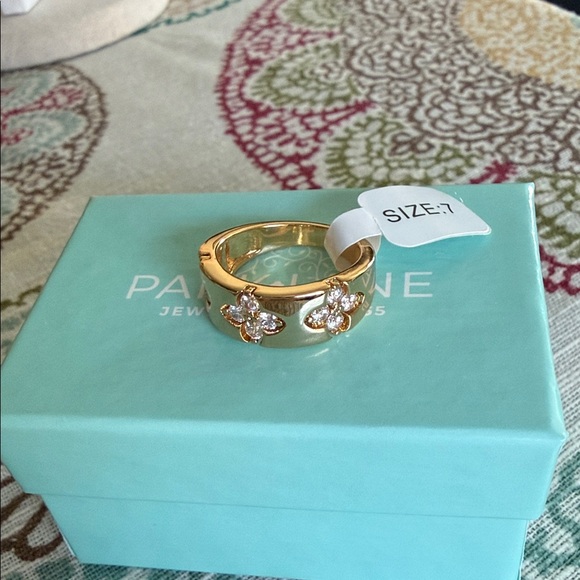 Park Lane Jewelry - Park Lane Flora Ring Gold Ring with Floral Accents size 7